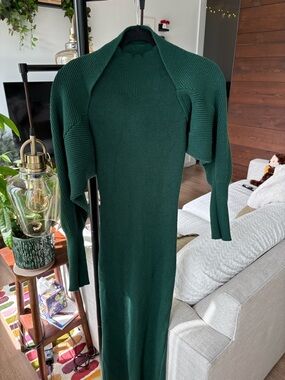 Green Ribbed Knit Maxi Dress + Shrug